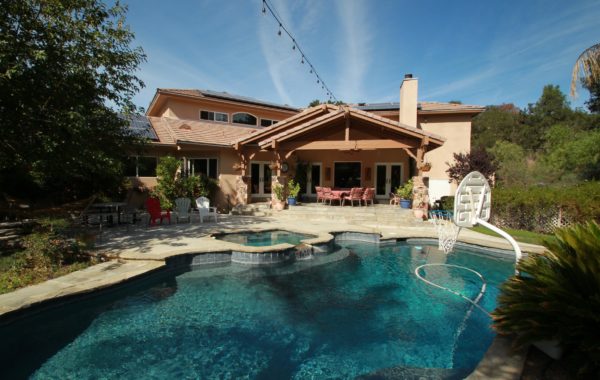 1186. Newhall Ranch Estate with Guest House